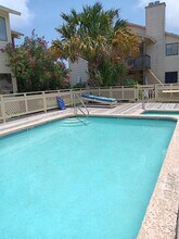 15421 Seamount Cay Ct, Unit Sandy Dollar in Corpus Christi, TX - Foto de edificio - Building Photo