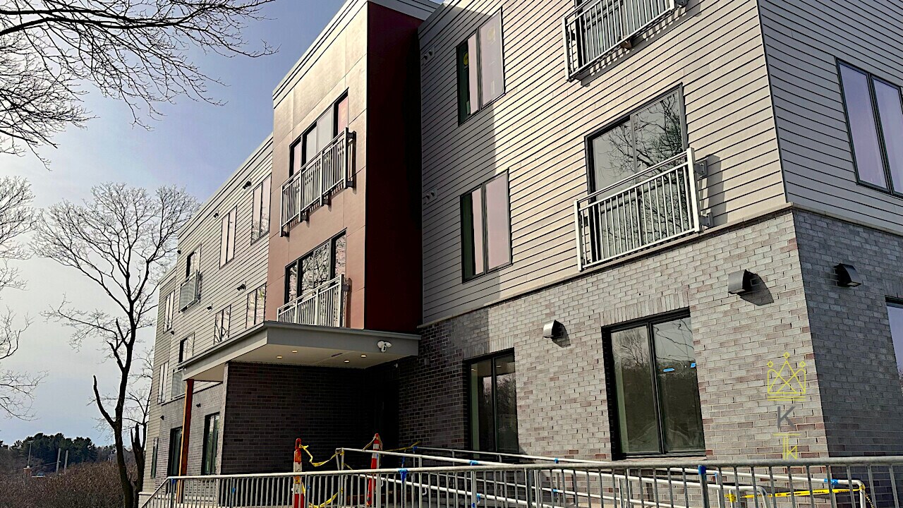 460 Washington St, Unit 2 in Boston, MA - Building Photo