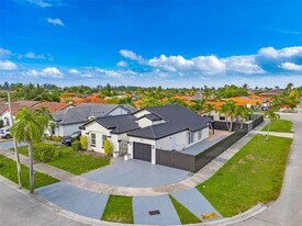 803 NW 133rd Ct in Miami, FL - Building Photo