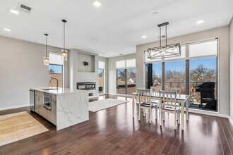 4101 Laclede Ave, Unit 411 in St. Louis, MO - Building Photo - Building Photo