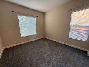 3389 Bonaire Rd in West Sacramento, CA - Building Photo - Building Photo