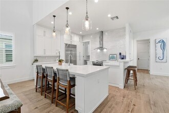 115 Cambria Ln in Naples, FL - Building Photo - Building Photo