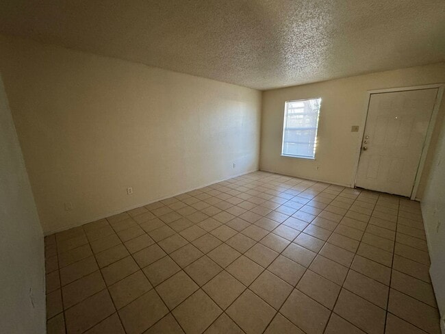 2010 Cedarhill Dr in Killeen, TX - Building Photo - Building Photo