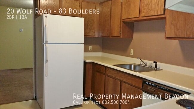 20 Wolf Rd in Lebanon, NH - Building Photo - Building Photo