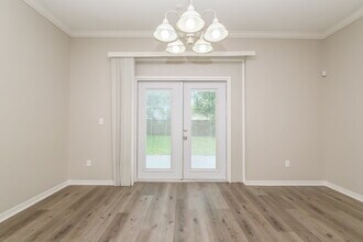6637 Cambridge Park Dr in Apollo Beach, FL - Building Photo - Building Photo