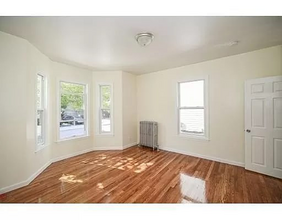 375 Prospect St, Unit 1 in Cambridge, MA - Foto de edificio - Building Photo