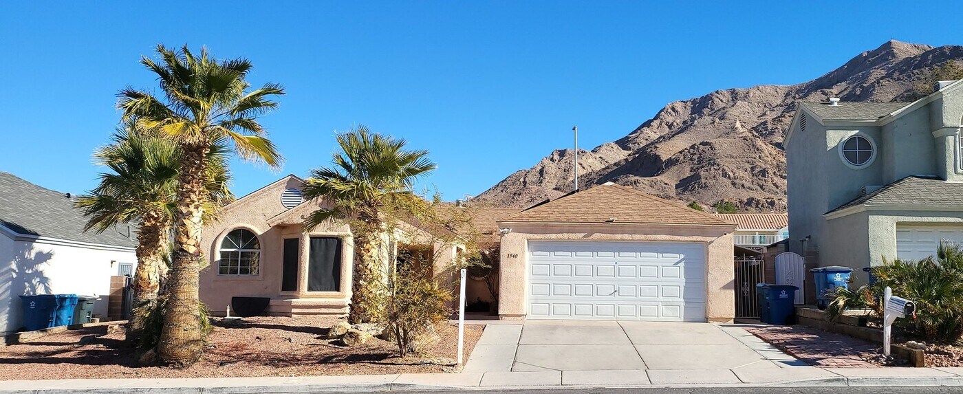 1940 Whiton St in Las Vegas, NV - Building Photo