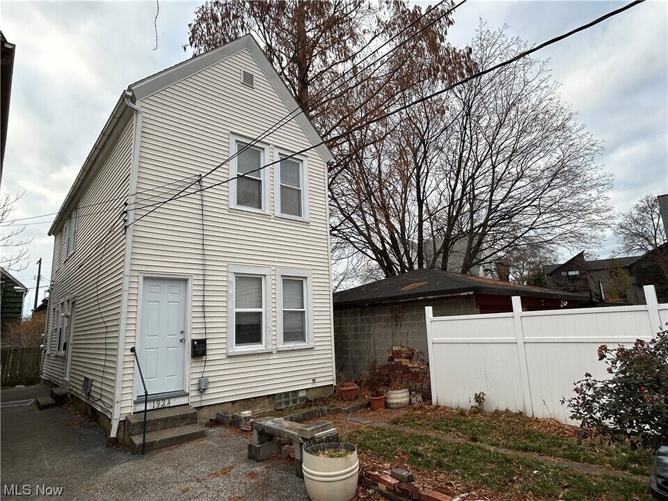1924 E 123rd St, Unit Back UP in Cleveland, OH - Building Photo