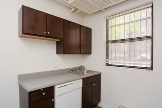 1532 N Kedzie Ave, Unit CG in Chicago, IL - Building Photo - Building Photo