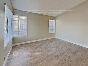 7340 Coffeyville Ave in Las Vegas, NV - Building Photo - Building Photo