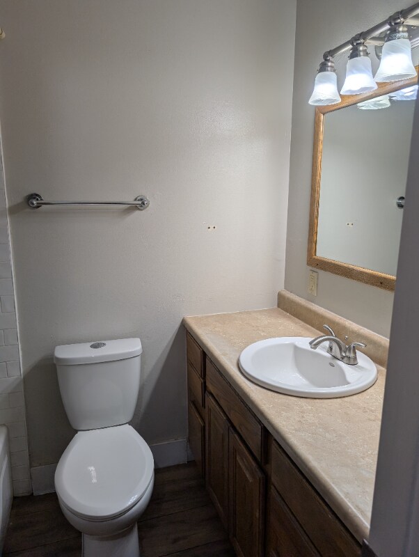 1311 W Elna Rae St in Tempe, AZ - Building Photo - Building Photo