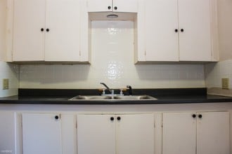 401 N 5th Ave-Unit -Apt 2 in Yakima, WA - Building Photo - Building Photo