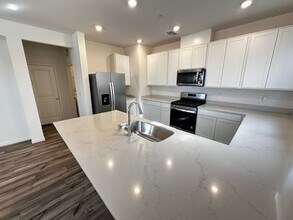 3540 Dimora St in Henderson, NV - Building Photo - Building Photo