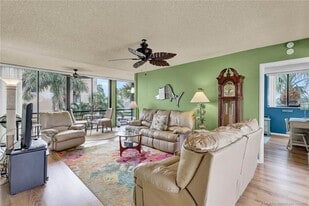 3392 NE Causeway Blvd in Jensen Beach, FL - Building Photo