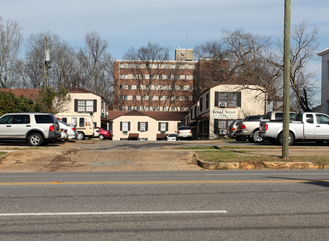 1914 University Blvd in Tuscaloosa, AL - Building Photo - Building Photo