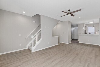 801 S Front St in Columbus, OH - Building Photo - Building Photo