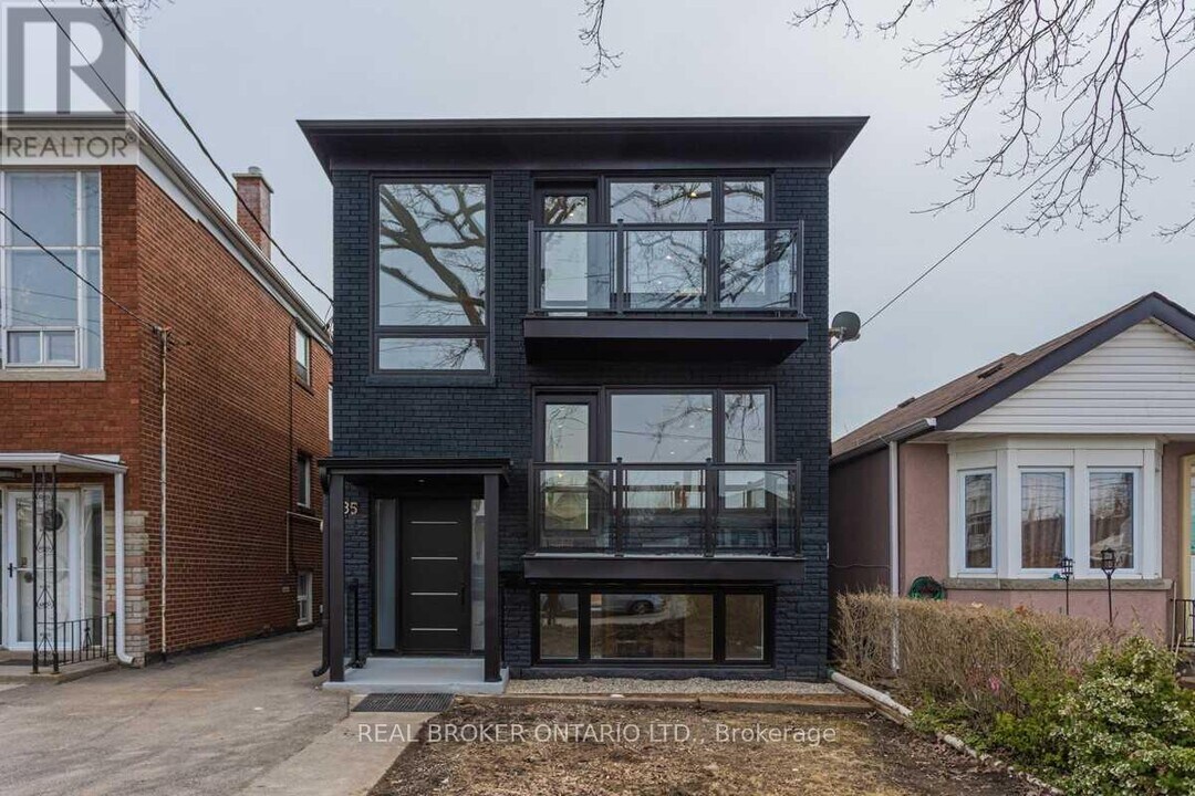 185 Bowie Ave in Toronto, ON - Building Photo