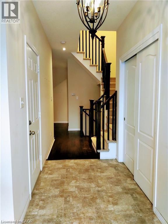 414 Bamberg Crescent in Waterloo, ON - Building Photo - Building Photo