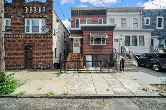 property at 138 North St