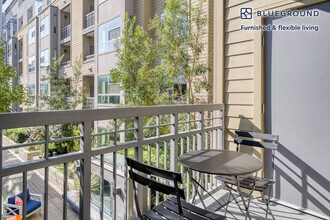 299 Franklin St, Unit SI FL4-ID819 in Redwood City, CA - Building Photo - Building Photo