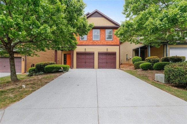 property at 2540 Arnold Mill Rd NW
