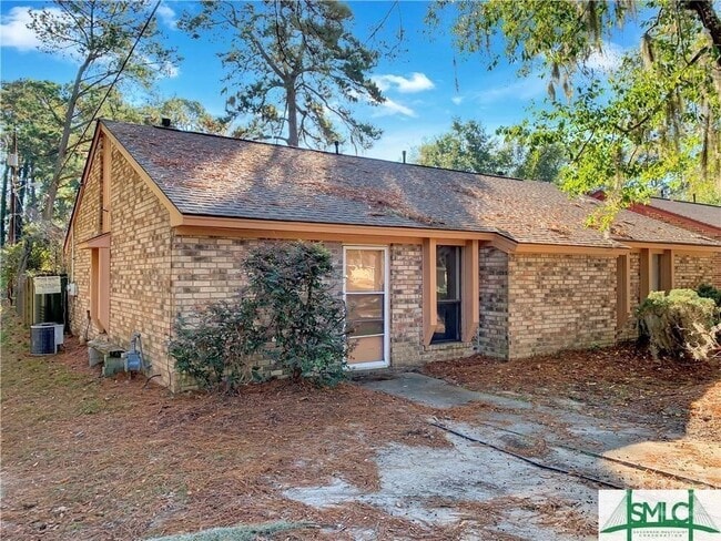 property at 422 Edgewater Rd