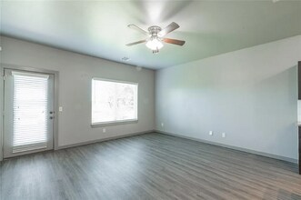604 NW 175th St in Edmond, OK - Building Photo - Building Photo