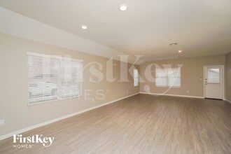 1203 White Willow, Unit 2319 in New Braunfels, TX - Building Photo - Building Photo