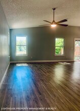 1370 Cove Landing Dr in Jacksonville, FL - Building Photo - Building Photo