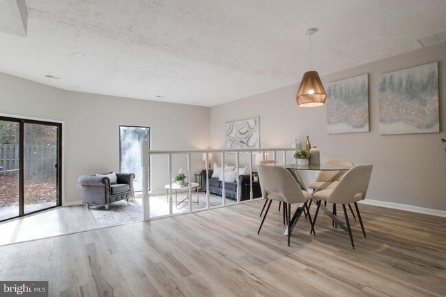 property at 35 Kings Wharf Pl