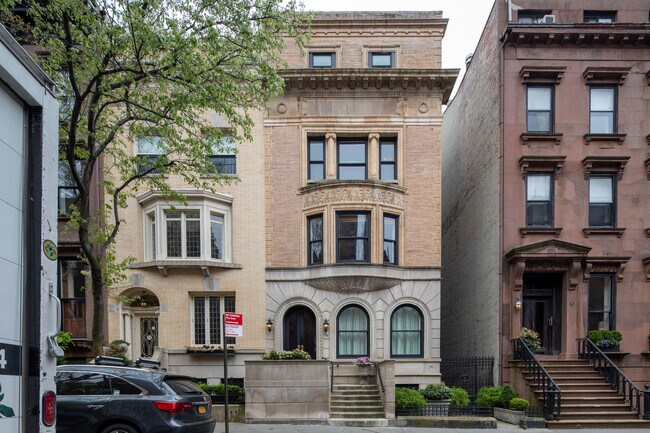 24 Remsen St in Brooklyn, NY - Building Photo - Building Photo