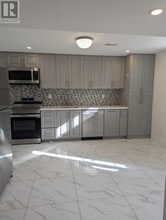 447 Rivermont Rd in Brampton, ON - Building Photo - Building Photo