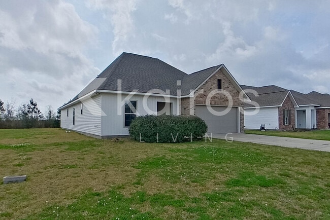 1710 Park Place Dr in Lake Charles, LA - Building Photo - Building Photo