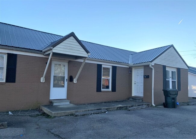 410 George St in Martin, TN - Building Photo - Building Photo