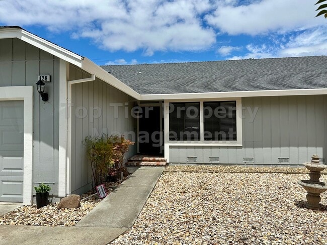 129 Julian Way in Pleasant Hill, CA - Building Photo - Building Photo