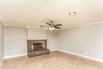 5216 Blue Valley Ct in Fort Worth, TX - Building Photo - Building Photo
