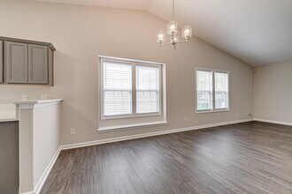 2723 Oasis Ln in Charlotte, NC - Building Photo - Building Photo