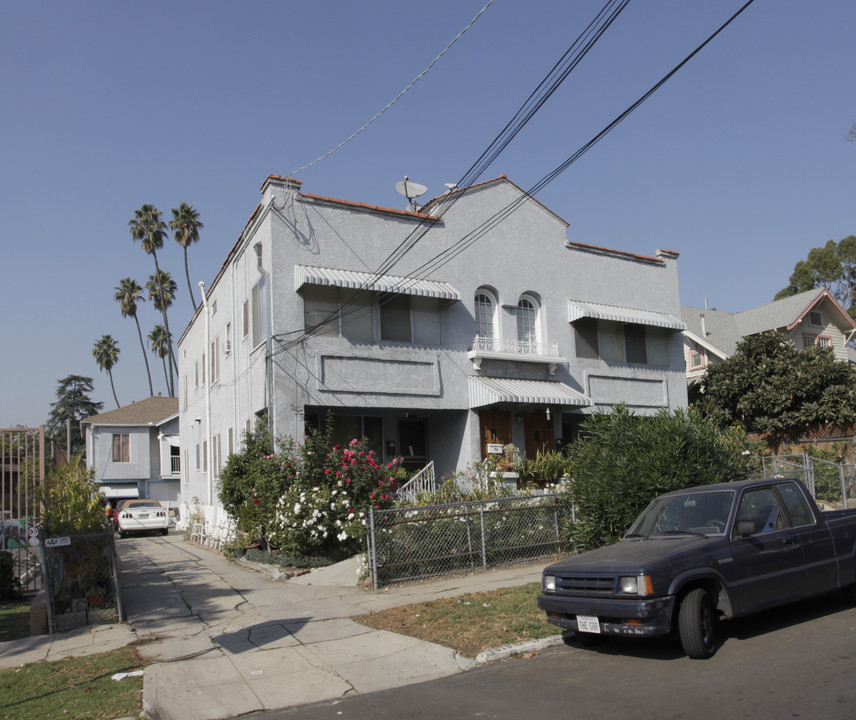 1617-1619 1/2 Golden Gate Ave in Los Angeles, CA - Building Photo