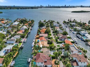 1945 NE 119th Rd in North Miami, FL - Building Photo - Building Photo