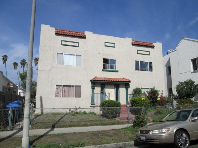 127 N Reno St in Los Angeles, CA - Building Photo - Building Photo