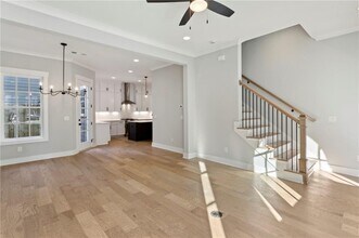 1009 Fendley St in Woodstock, GA - Building Photo - Building Photo