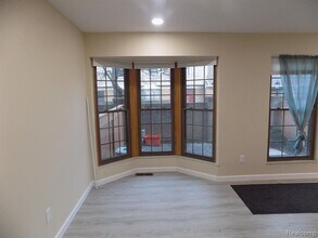 40043 Crosswinds Rd in Novi, MI - Building Photo - Building Photo