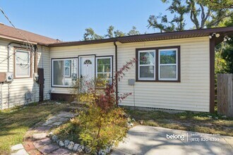 1919 12th Ave W in Bradenton, FL - Foto de edificio - Building Photo