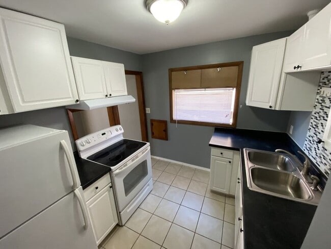 3025 N Frederick Ave, Unit #2 Back