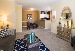 2101 N Haskell Ave. in Dallas, TX - Building Photo - Building Photo
