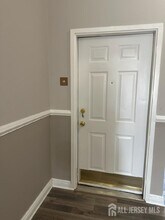 177 Avenel St in Woodbridge Township, NJ - Building Photo - Building Photo