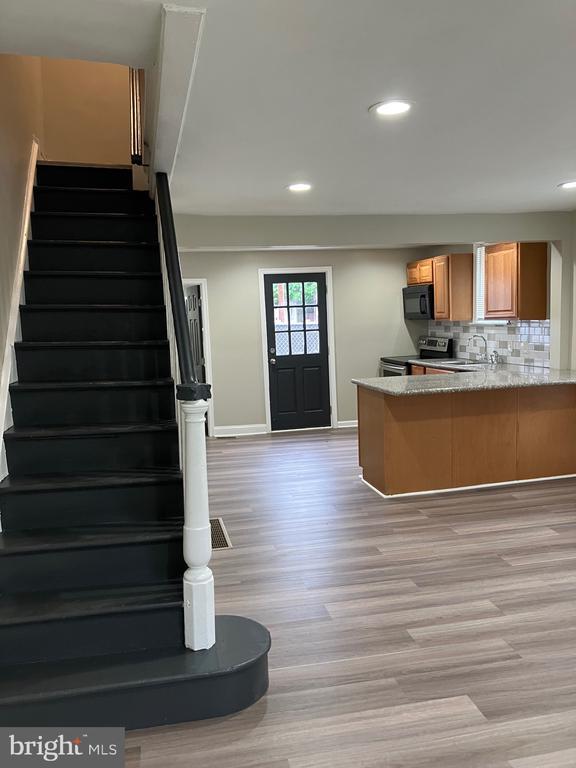 2111 E Elkhart St in Philadelphia, PA - Building Photo - Building Photo