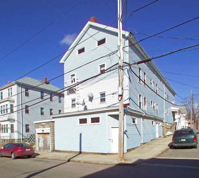 124 Hamlet St in Fall River, MA - Building Photo - Building Photo