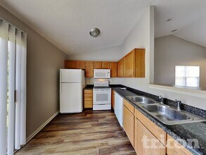 5260 Pin Oak Dr in Indianapolis, IN - Building Photo - Building Photo