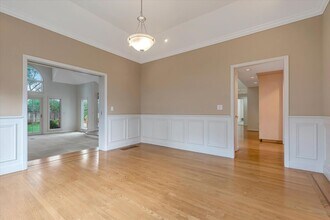 954 Russell Ave in Los Altos, CA - Building Photo - Building Photo